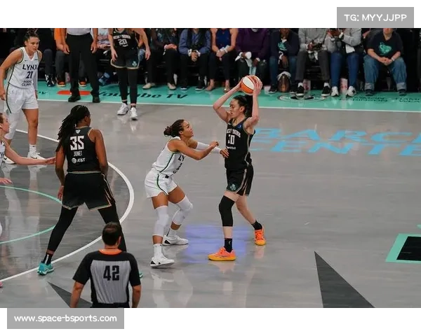 自由人半决赛3-1淘汰王牌，斯图尔特率队重返总决赛